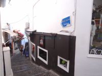 Path to Fira old port