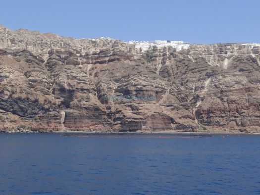 Cyclades - Santorini - Athinios - Shipwrek