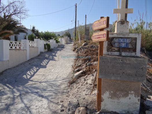 Cyclades - Santorini - Pirgos - Paths one (1) and four (4)