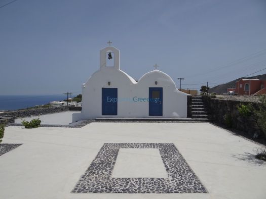 Santorini - Pirgos - Saint Antonios