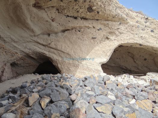 Santorini - Imerovigli - Cave
