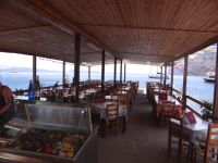 Tonia Tavern