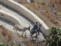 Cyclades - Therasia - Manolas - Stairs to Korfos
